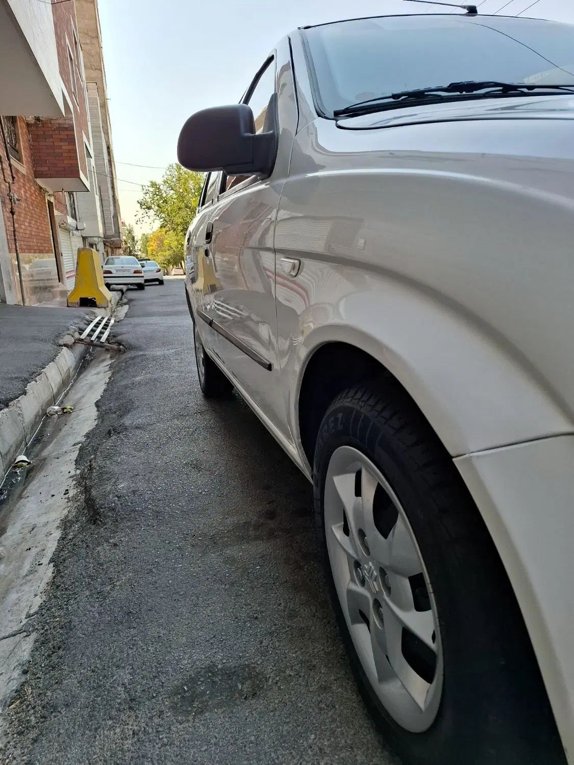 تیبا صندوق دار SX - 1398