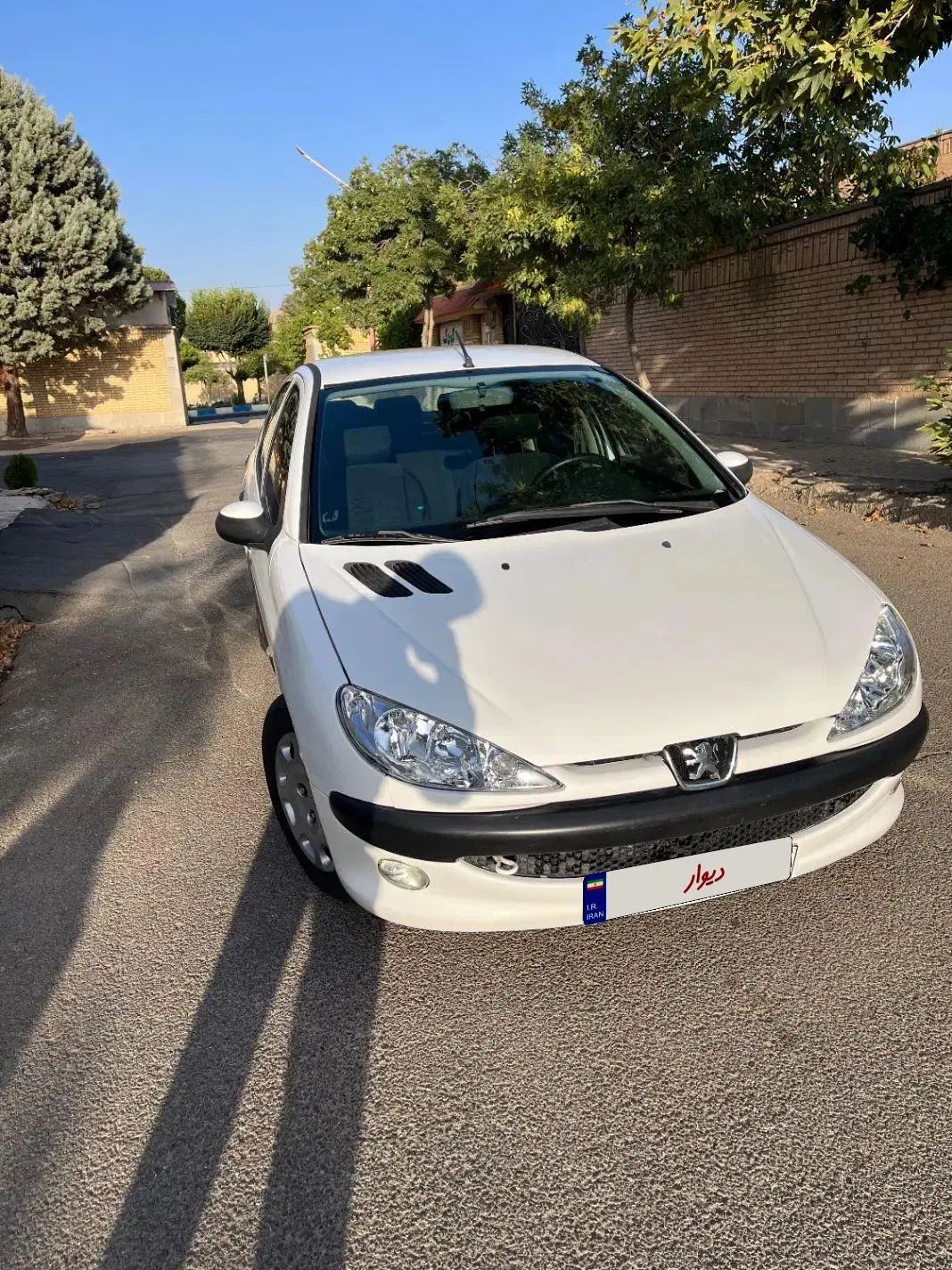 پژو ۲۰۶ صندوق دار v8 - 1398