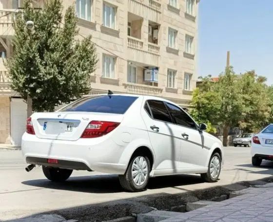دنا پلاس ۵ دنده EF7 - 1402
