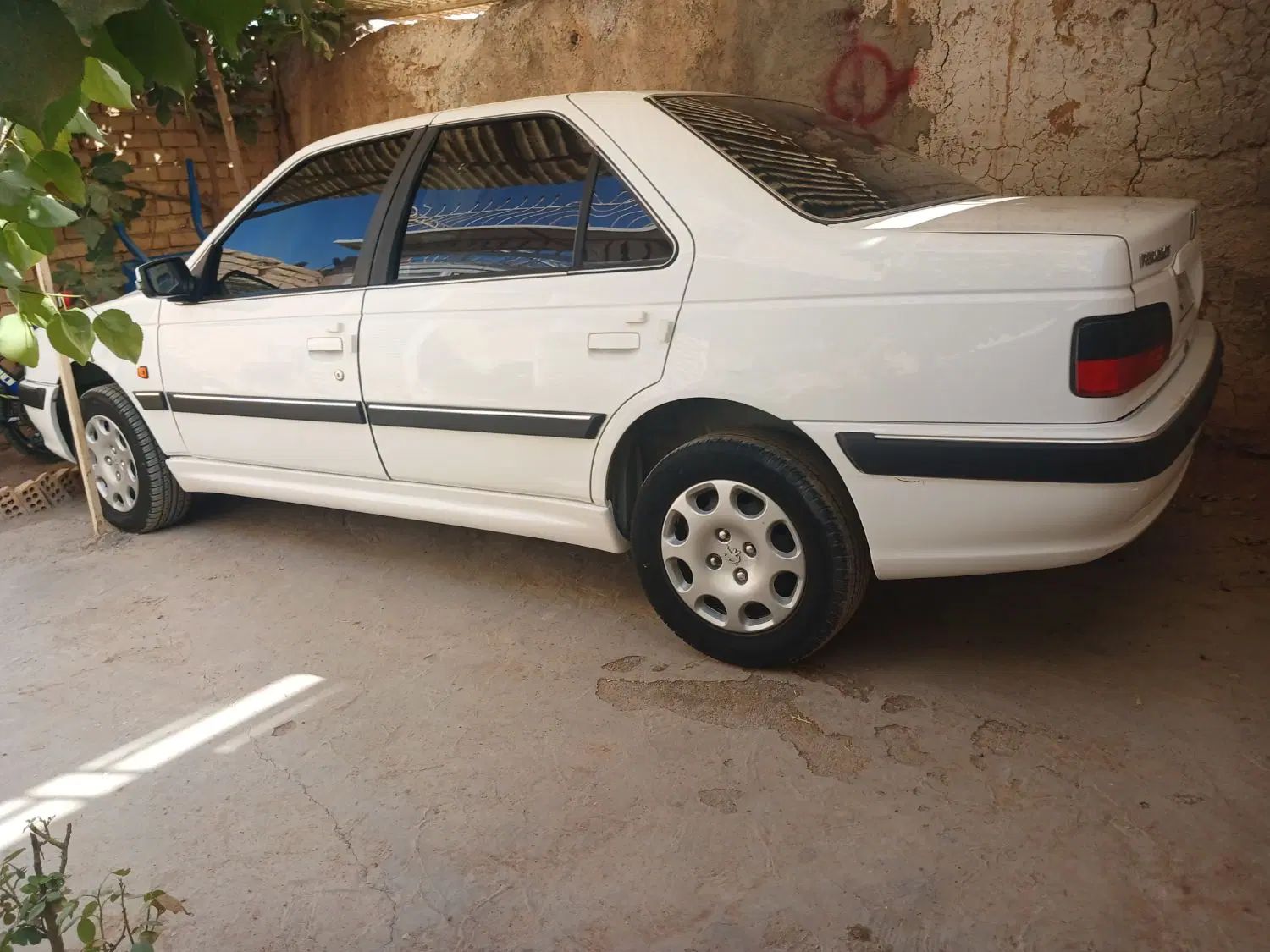پژو پارس سال - 1393