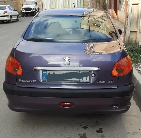 پژو ۲۰۶ صندوق دار v8 - 1394