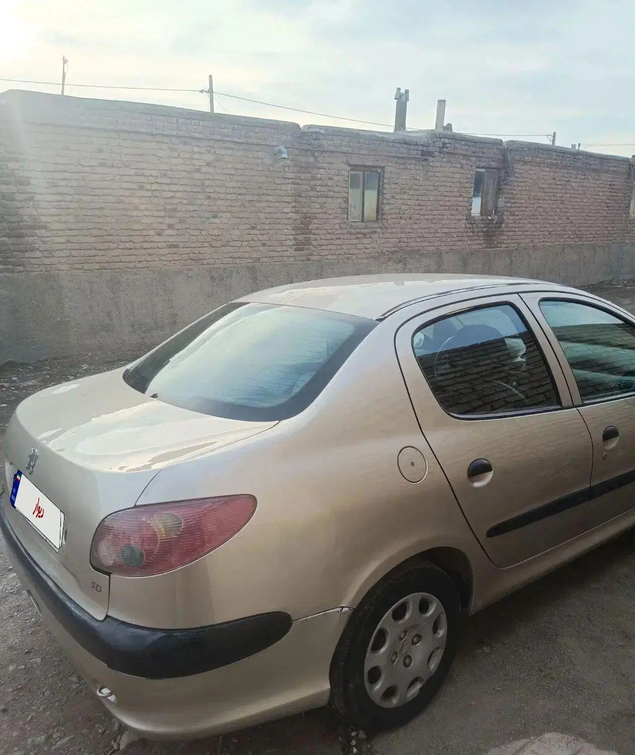 پژو ۲۰۶ صندوق دار v8 - 1385