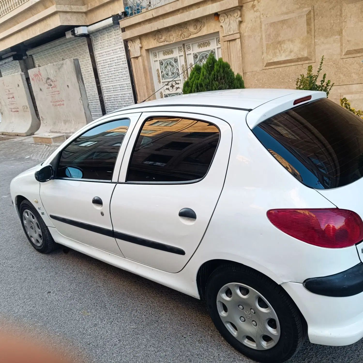 پژو 206 تیپ 2 - 1390