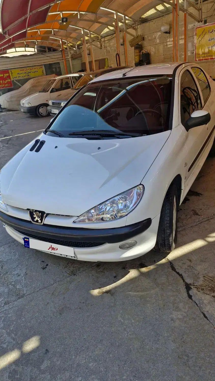 پژو ۲۰۶ صندوق دار v8 - 1398