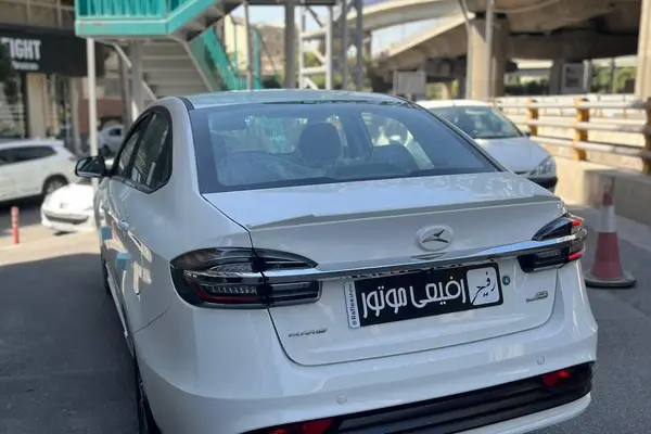 خودرو کی ام سی، ایگل آگهی ann_20362736