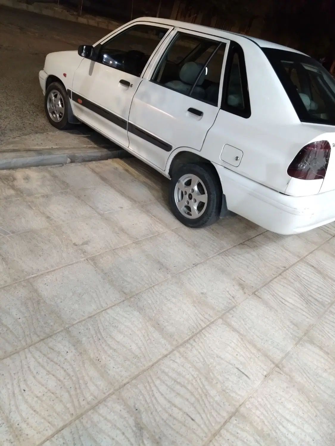 پراید 141 SE - 1392