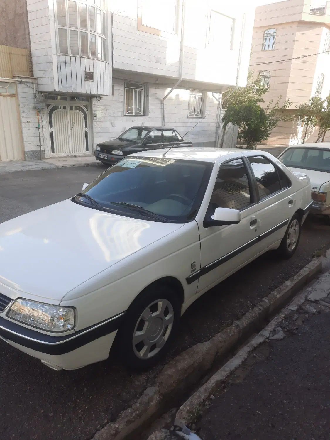 پژو 405 SLX بنزینی TU5 - 1400