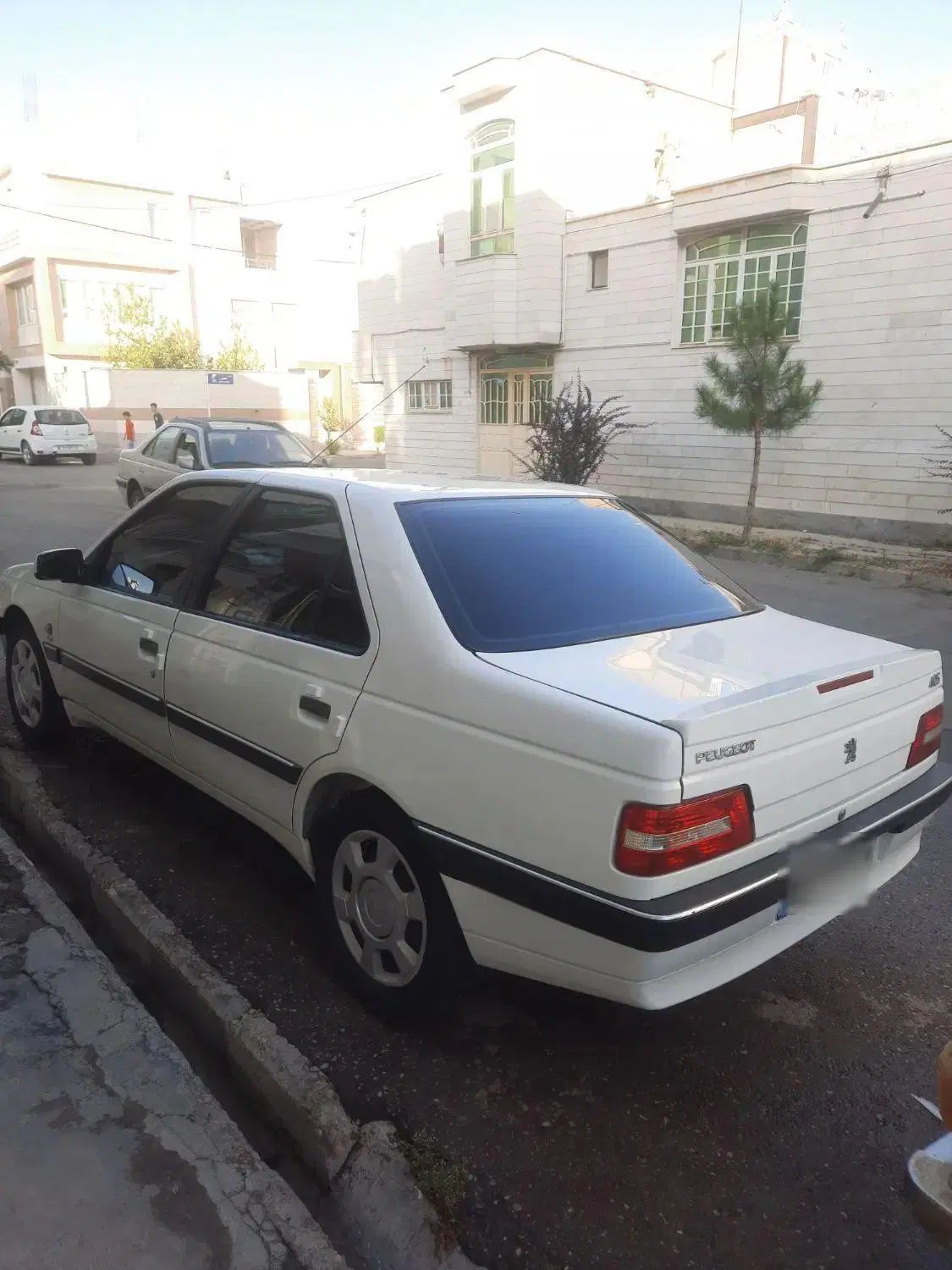 پژو 405 SLX بنزینی TU5 - 1400