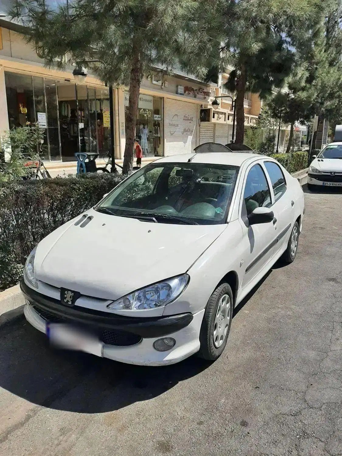 پژو ۲۰۶ صندوق دار v20 - 1386