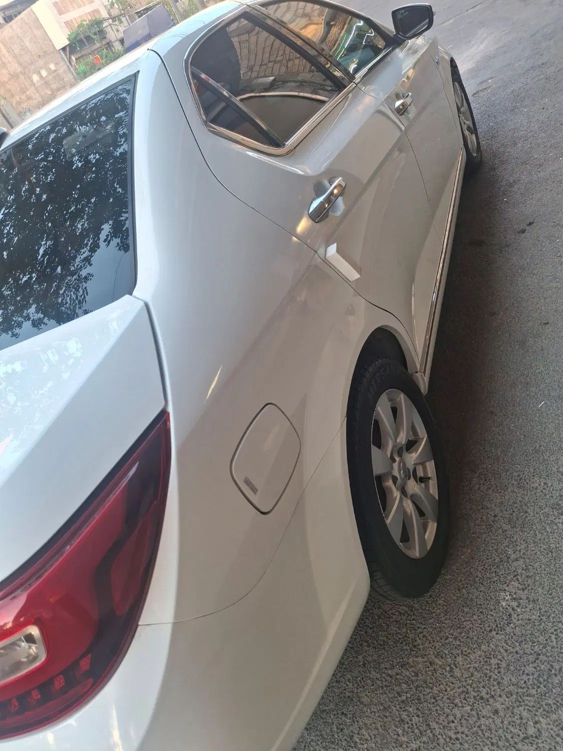 دنا پلاس توربو 6 دنده - 1401