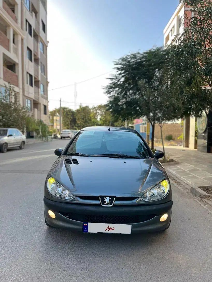 پژو ۲۰۶ صندوق دار v8 - 1394