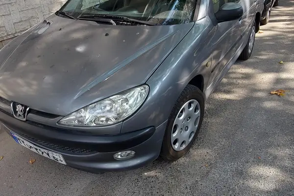 پژو ۲۰۶ صندوق دار v8 - 1392