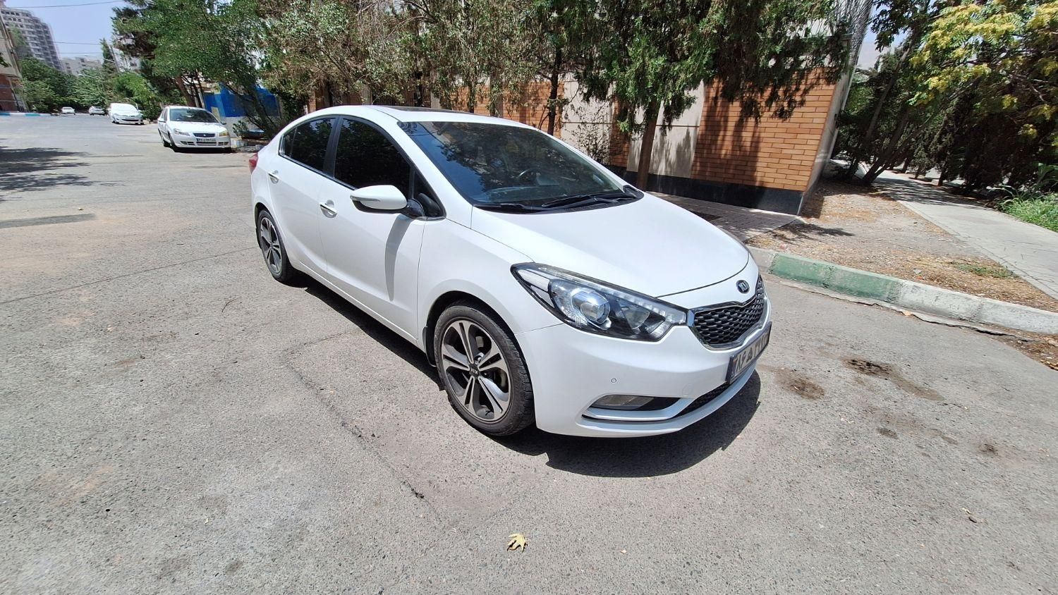 کیا سراتو 2.0 لیتر اتوماتیک GT لاین - 2014