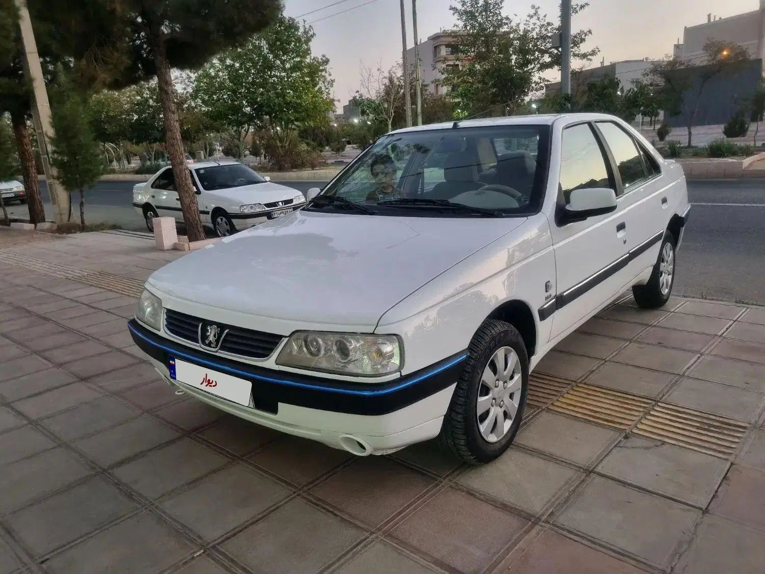 پژو 405 SLX بنزینی TU5 - 1396