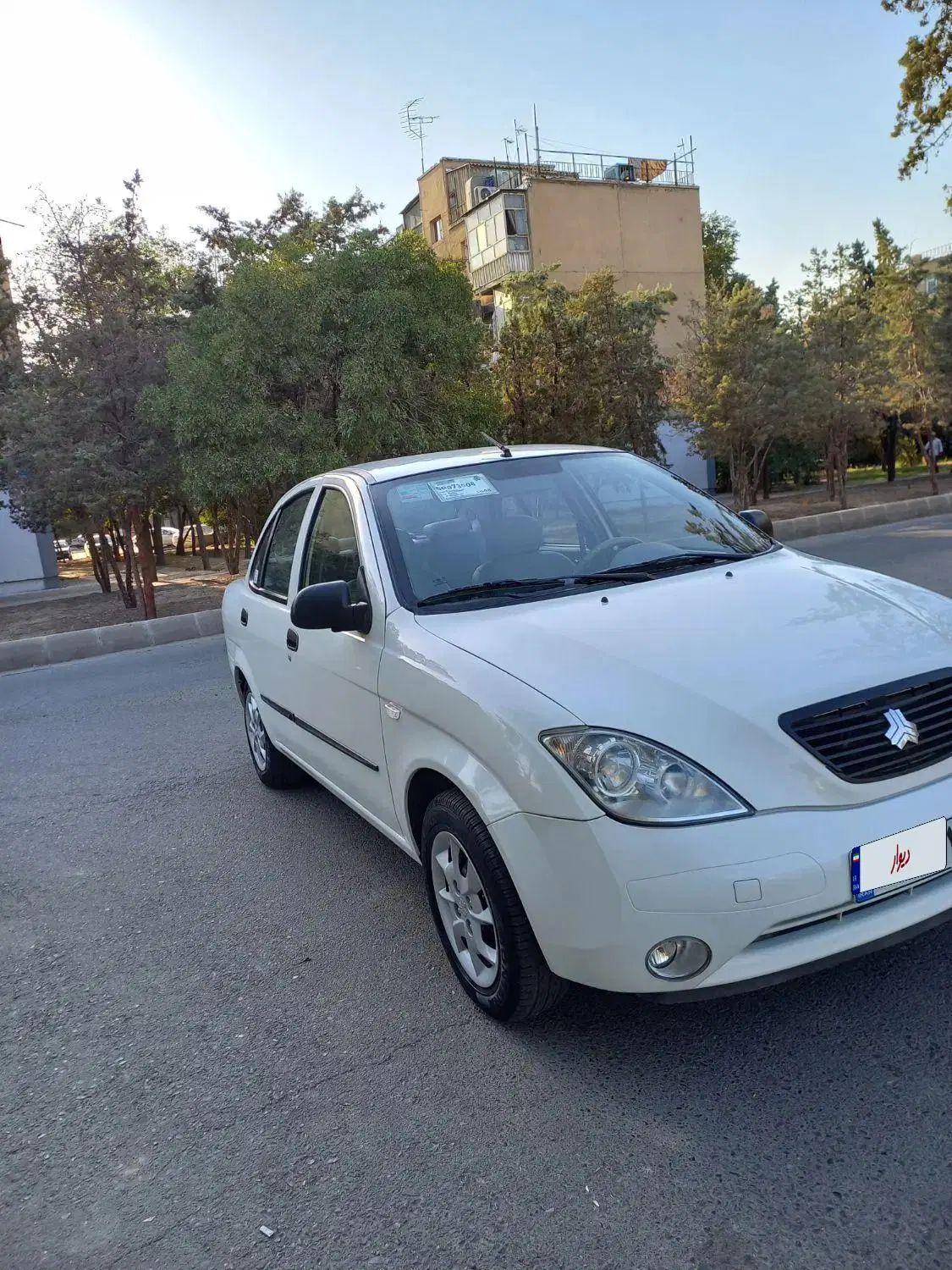 تیبا صندوق دار SX - 1400