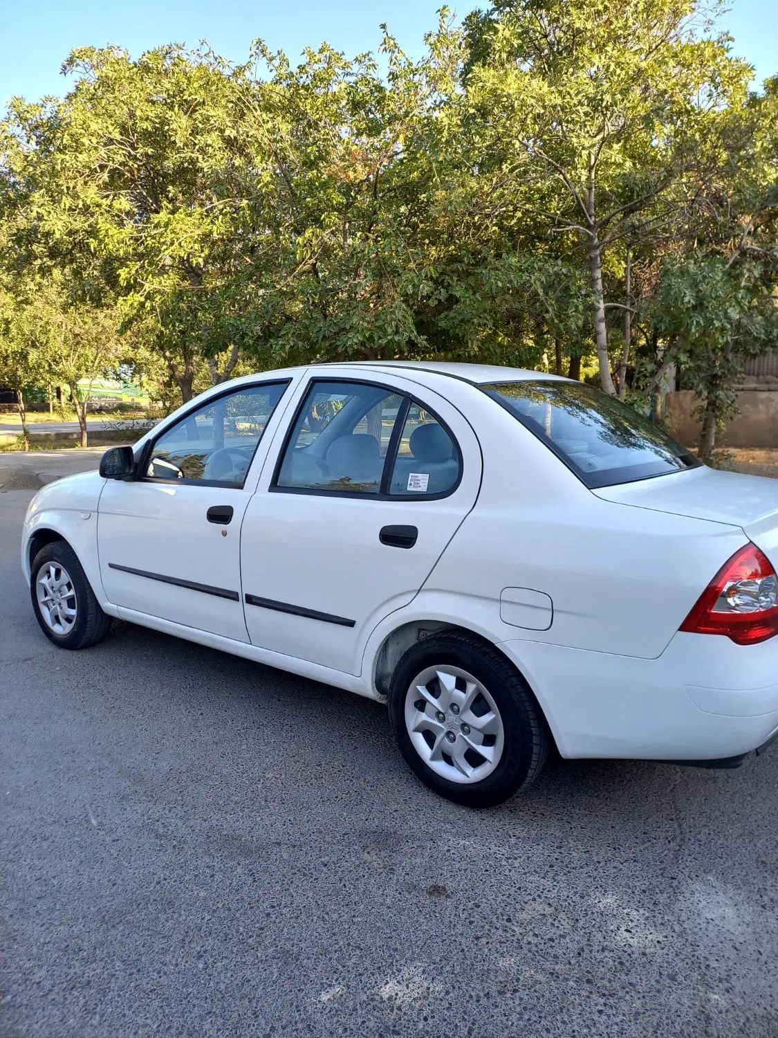 تیبا صندوق دار SX - 1400
