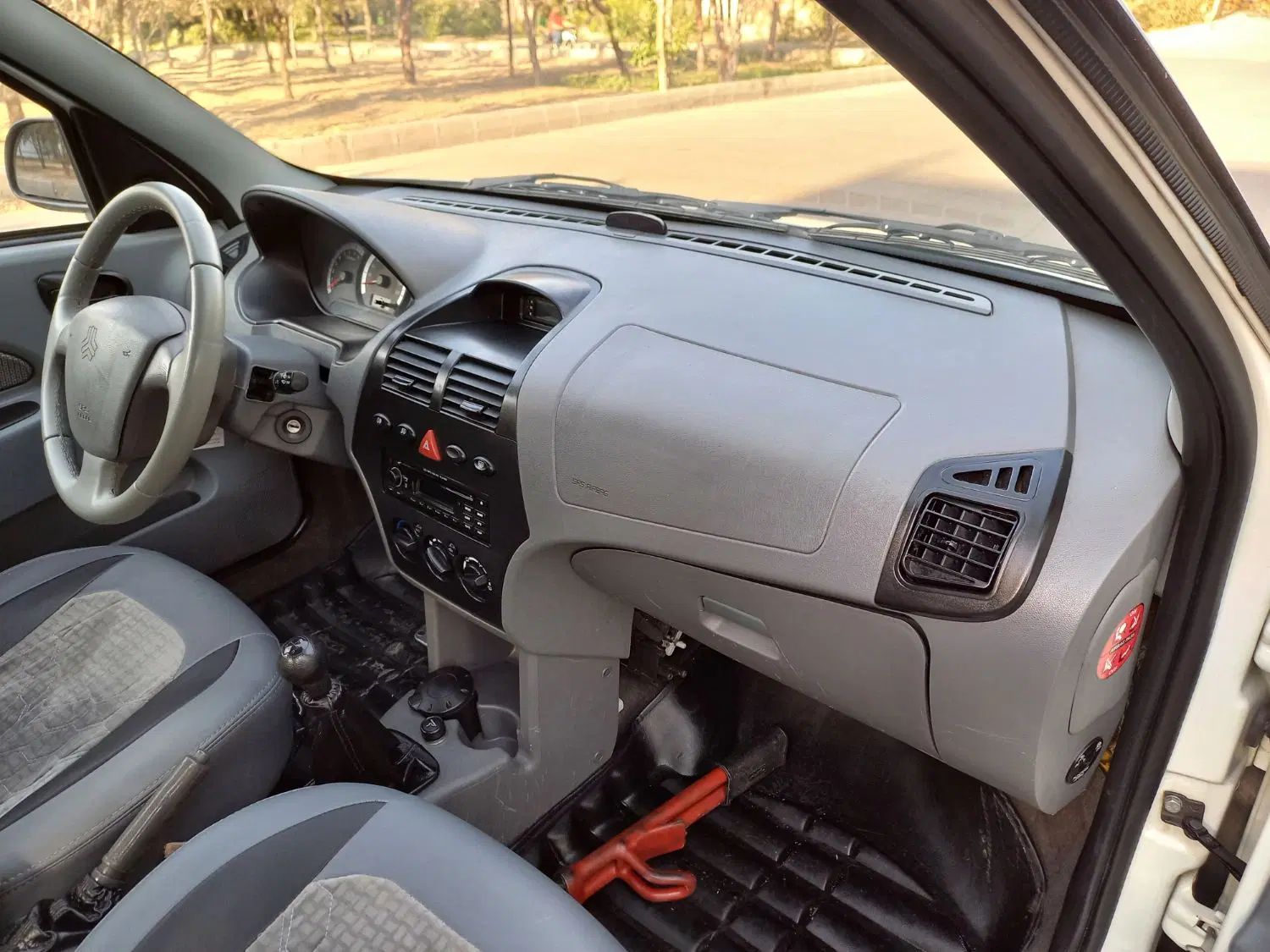 تیبا صندوق دار SX - 1400