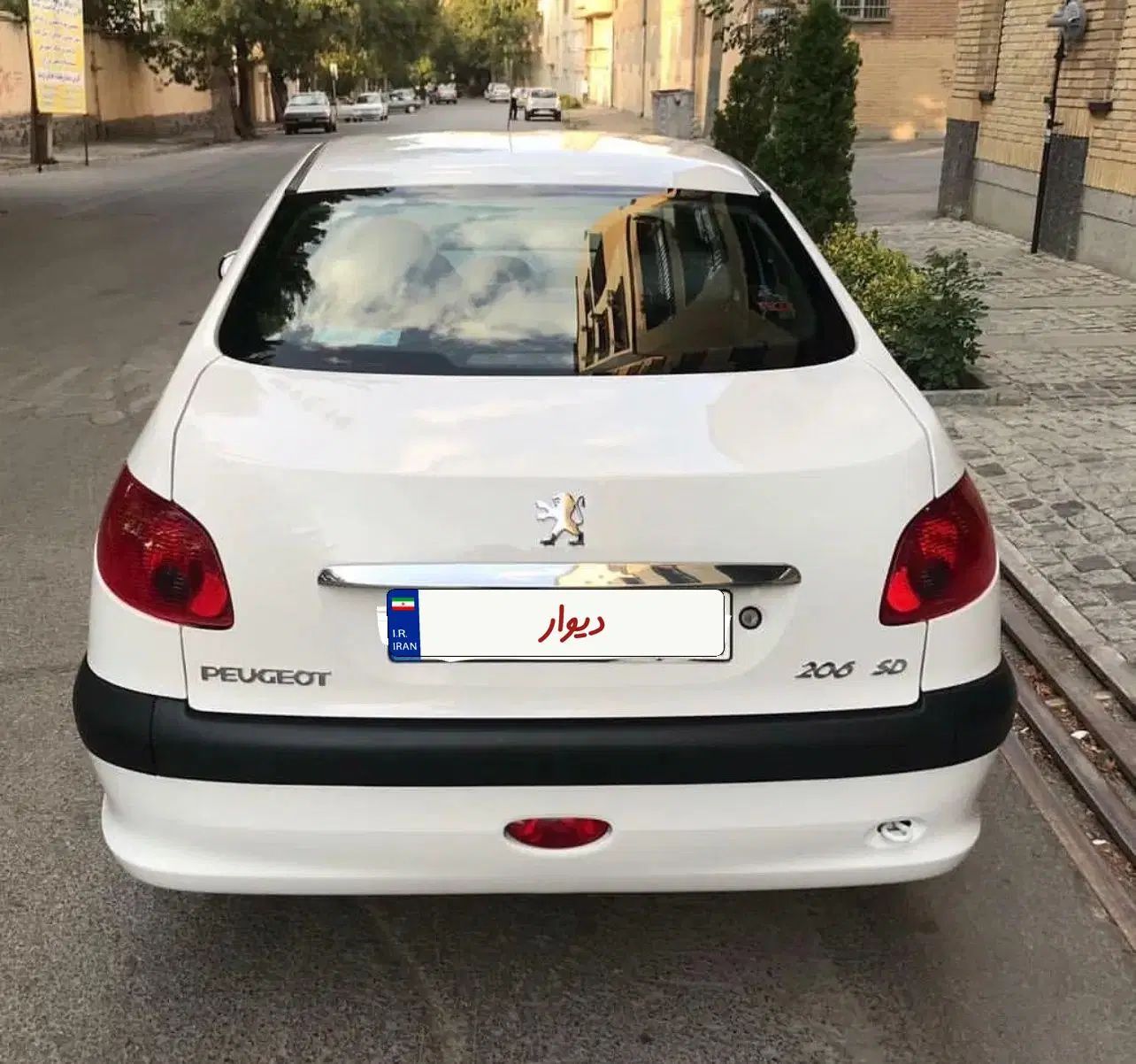 پژو ۲۰۶ صندوق دار v8 - 1389