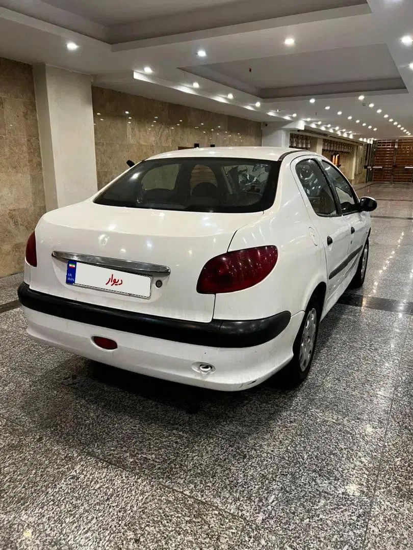 پژو ۲۰۶ صندوق دار v8 - 1390