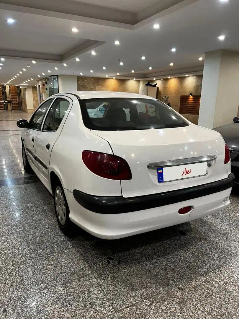 پژو ۲۰۶ صندوق دار v8 - 1390