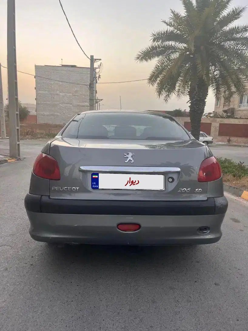 پژو ۲۰۶ صندوق دار v8 - 1393