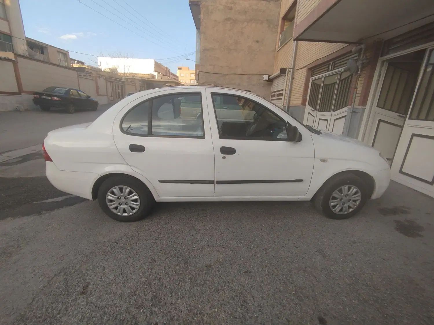 تیبا صندوق دار SX - 1396