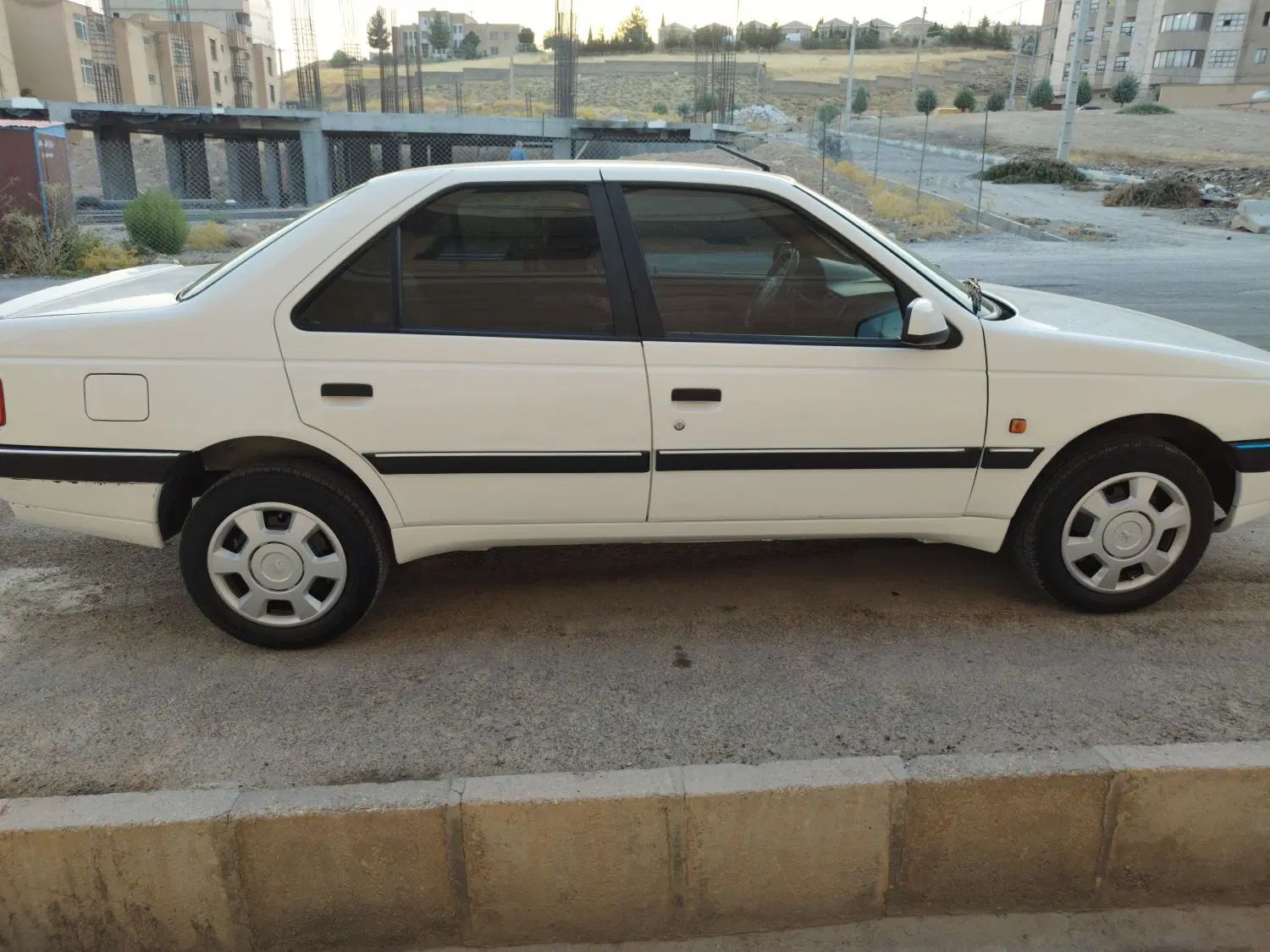 پژو 405 SLX بنزینی TU5 - 1398