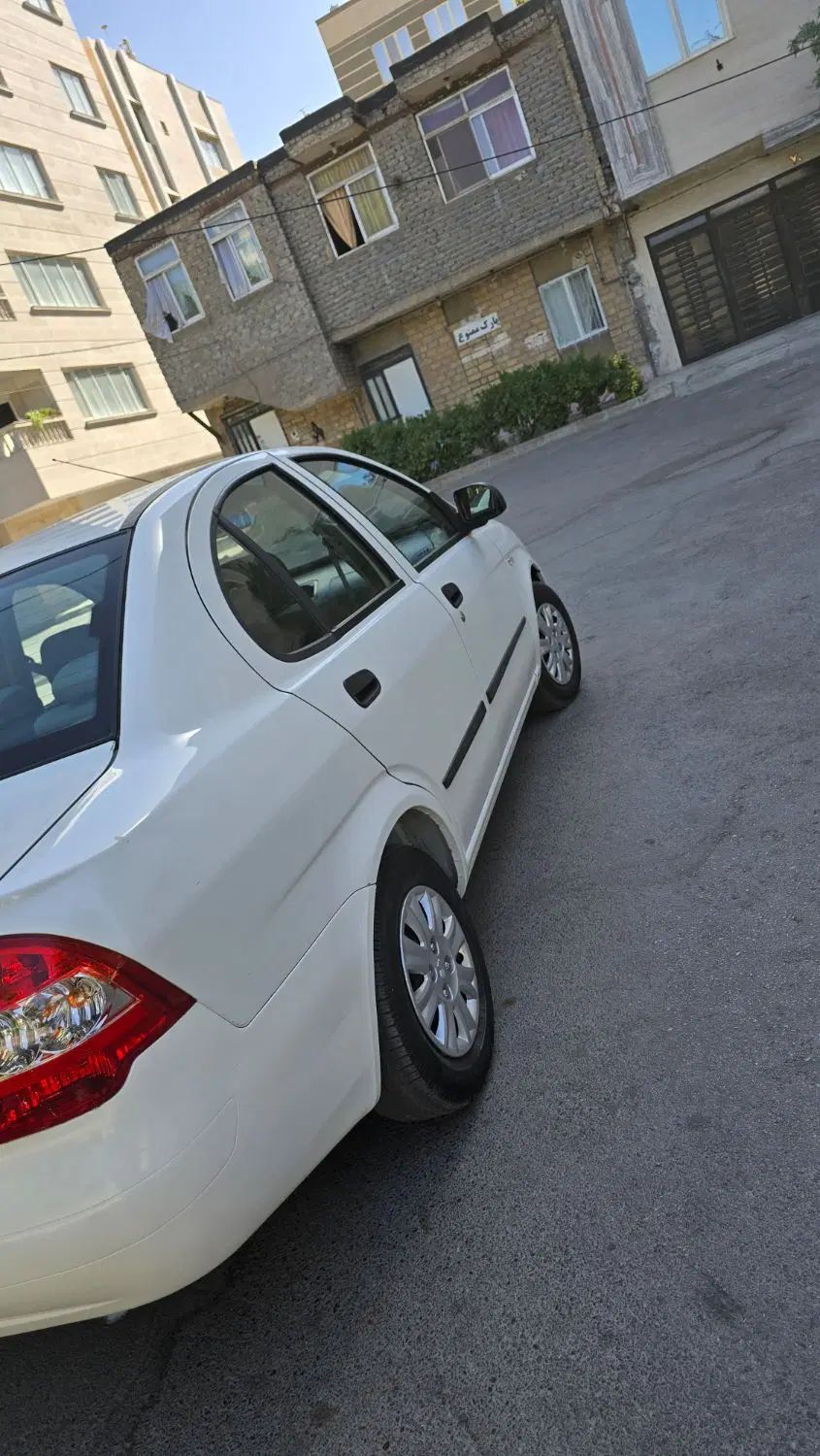 تیبا صندوق دار SX - 1401