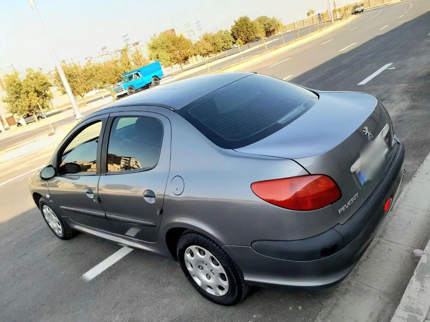 پژو ۲۰۶ صندوق دار v10 - 1387