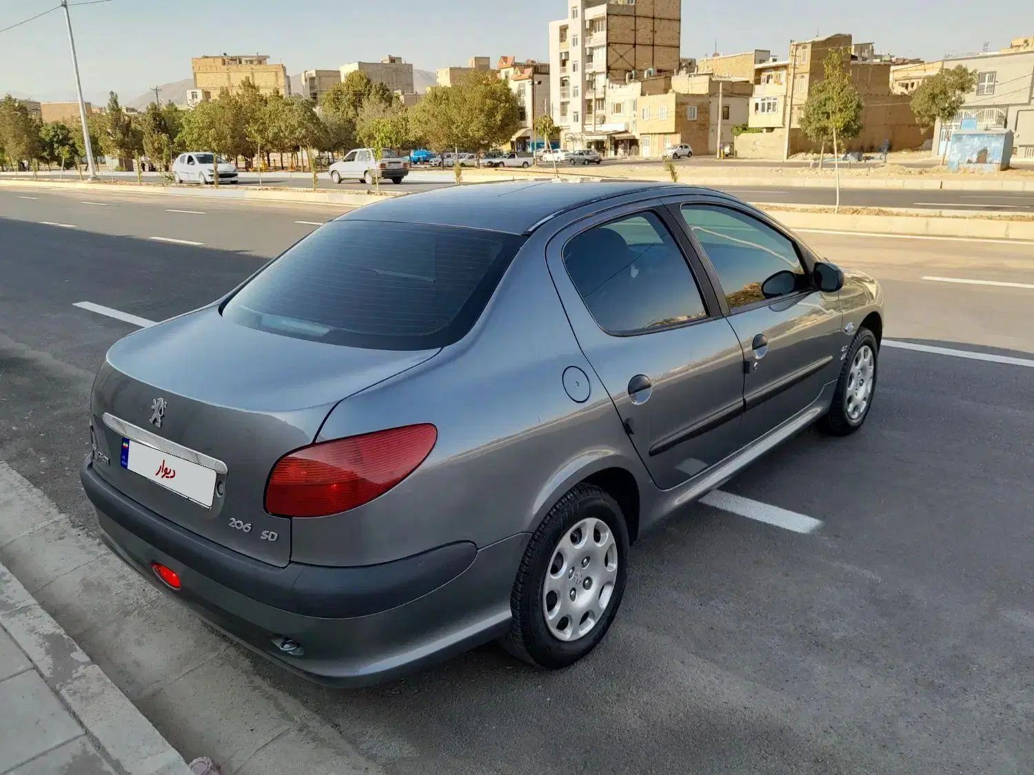 پژو ۲۰۶ صندوق دار v10 - 1387
