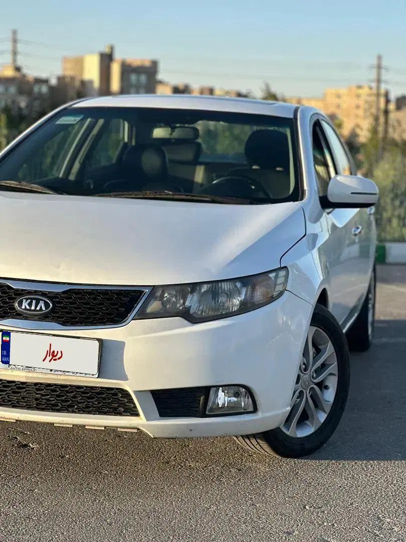 کیا سراتو 2.0 لیتر اتوماتیک GT لاین - 2017