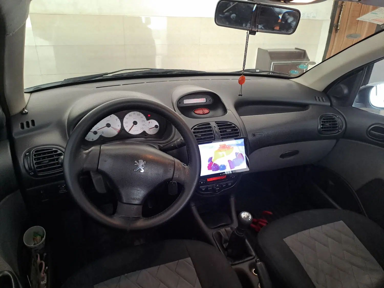 پژو ۲۰۶ صندوق دار v8 - 1390