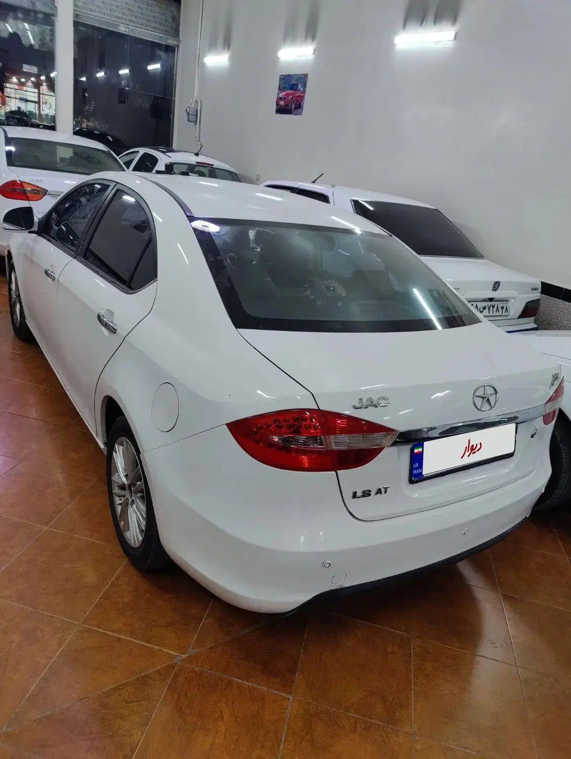 جک J5 اتوماتیک - 1393