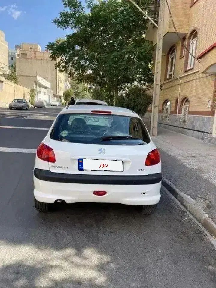 پژو 206 تیپ 2 - 1395