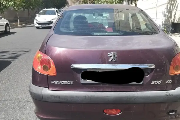پژو ۲۰۶ صندوق دار v8 - 1394