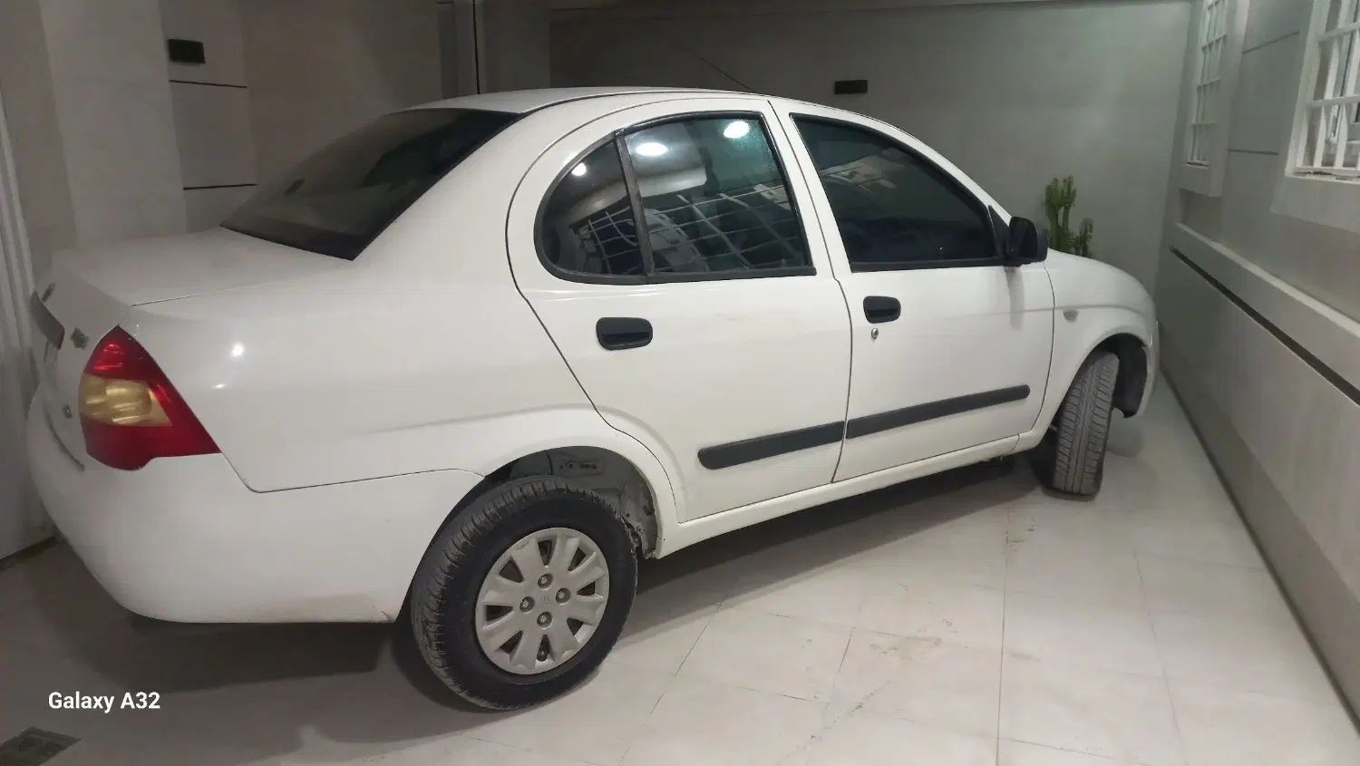 تیبا صندوق دار SX - 1395