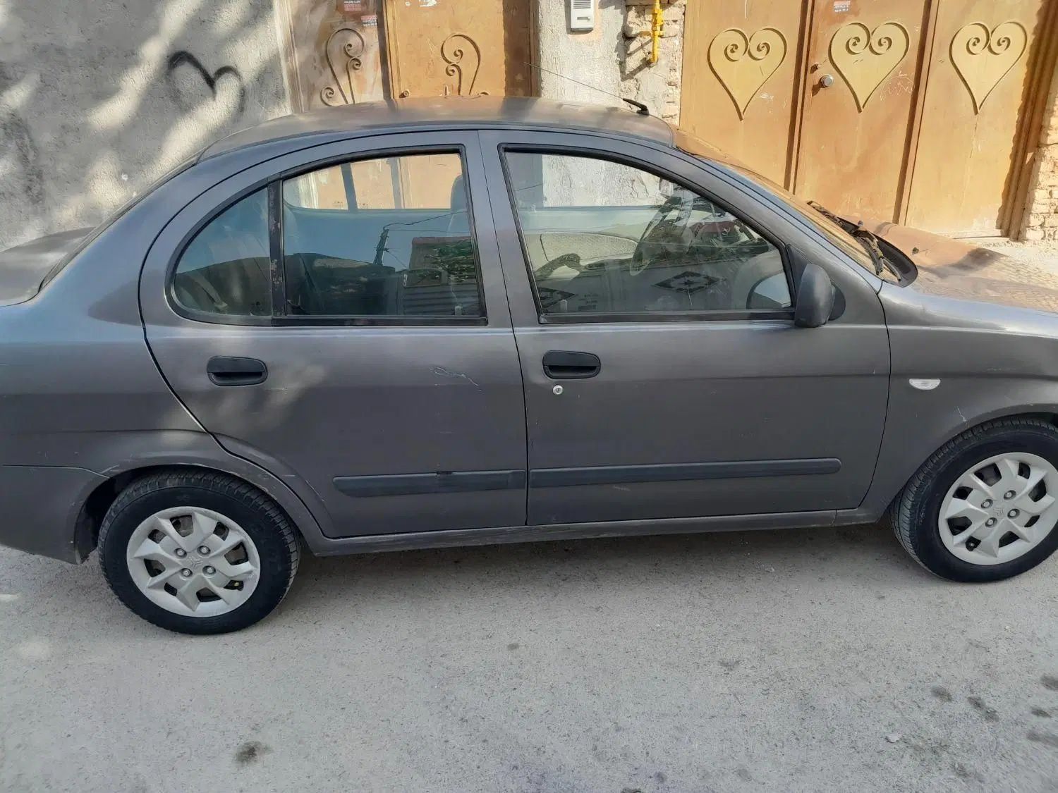 تیبا صندوق دار LX - 1392