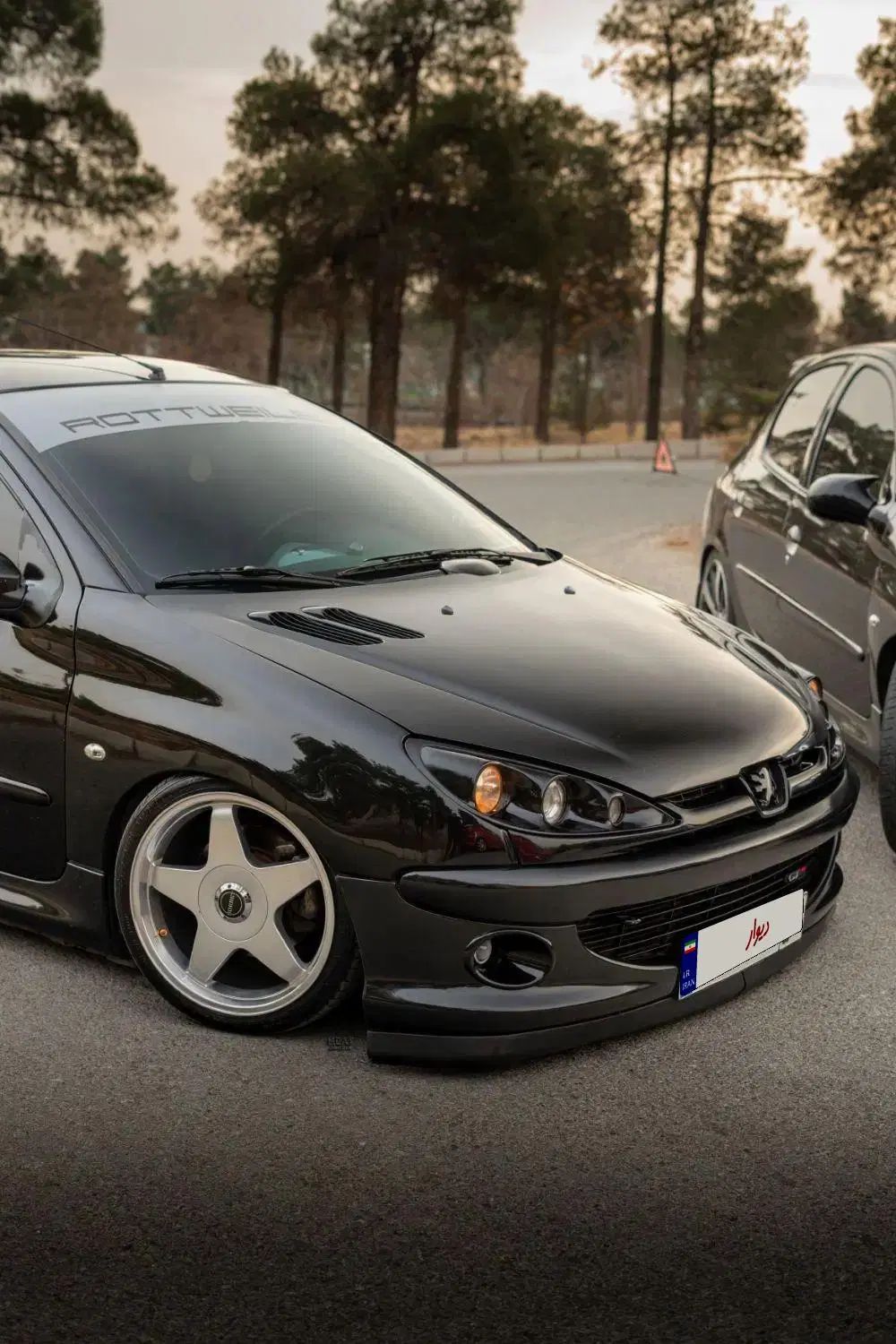 پژو ۲۰۶ صندوق دار v8 - 1396