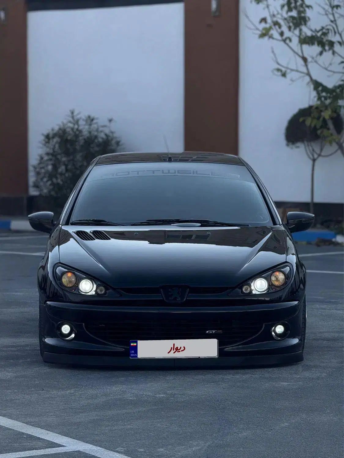 پژو ۲۰۶ صندوق دار v8 - 1396