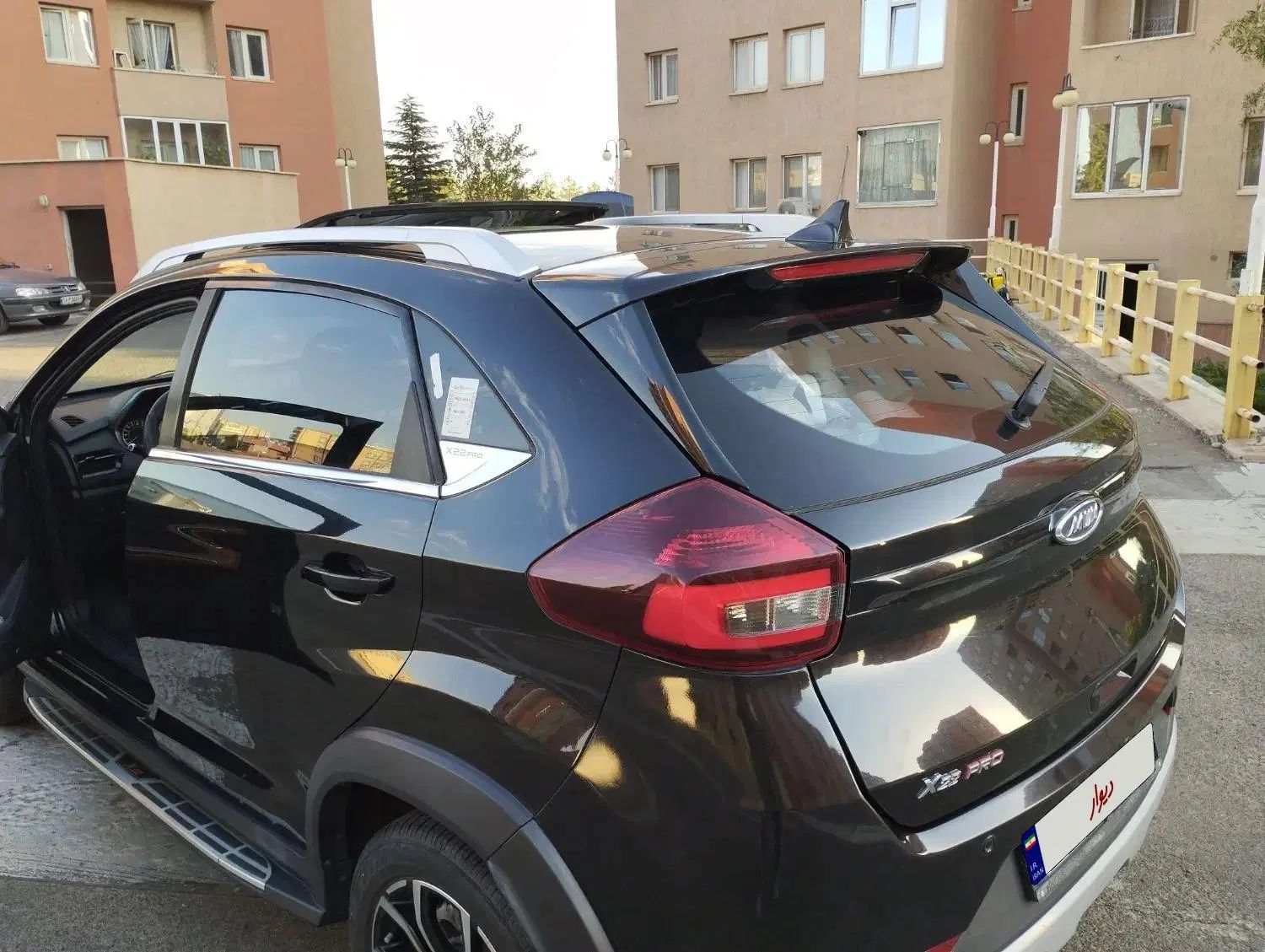 ام وی ام X22 پرو اتوماتیک IE - 1401