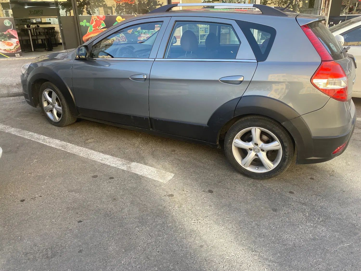 دانگ فنگ H30 کراس اتوماتیک - 1397