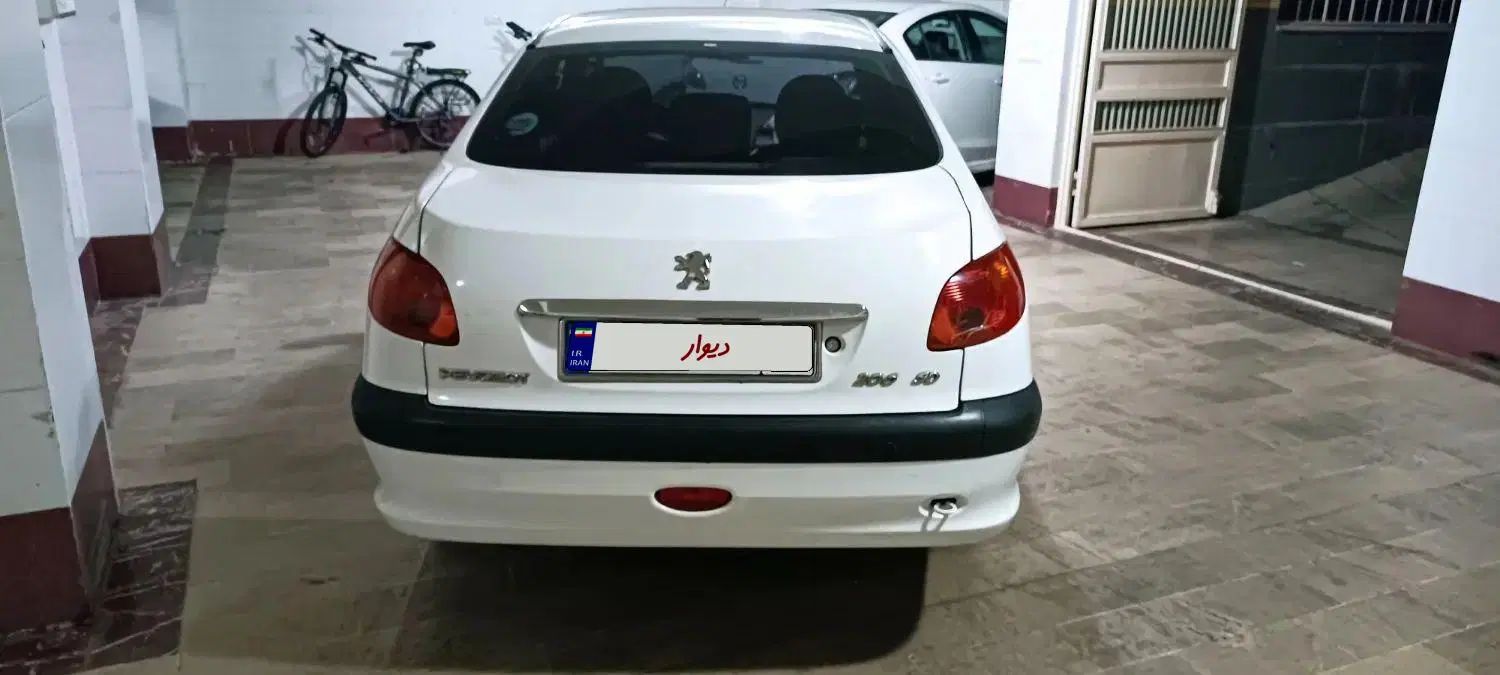 پژو ۲۰۶ صندوق دار v8 - 1396