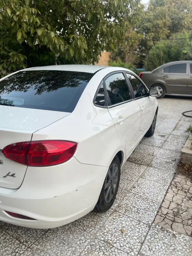 جک J4 اتوماتیک آپشنال - 1402