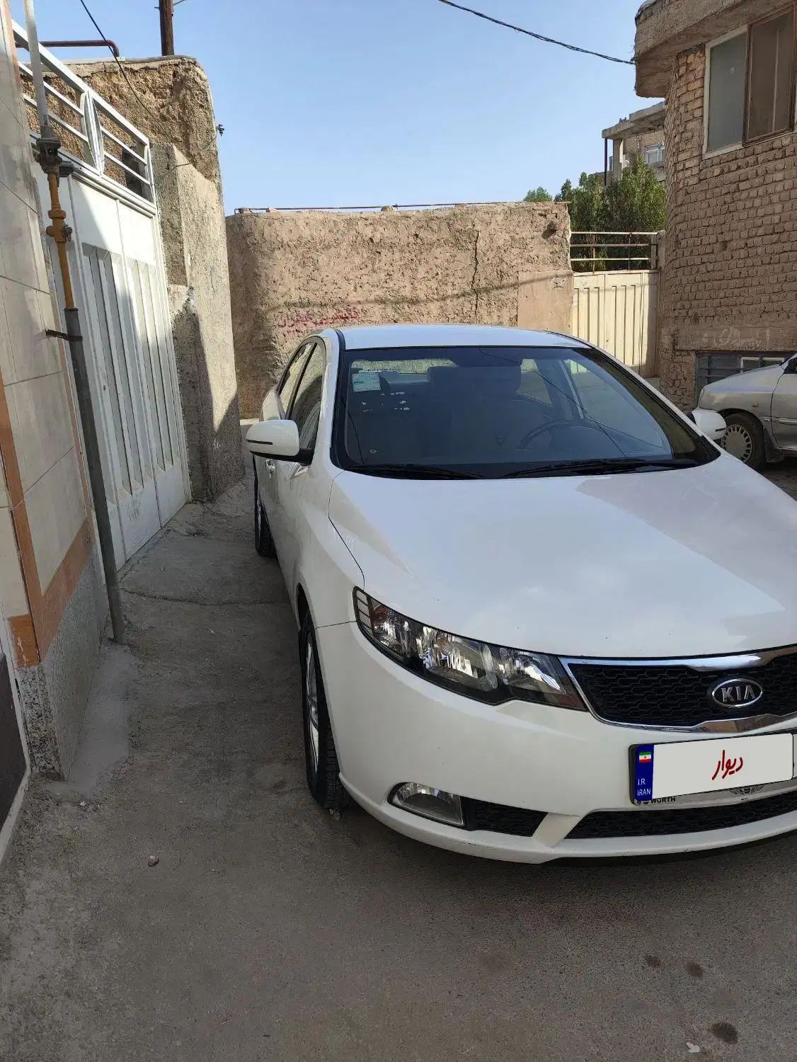 کیا سراتو 2.0 لیتر اتوماتیک GT لاین - 2015