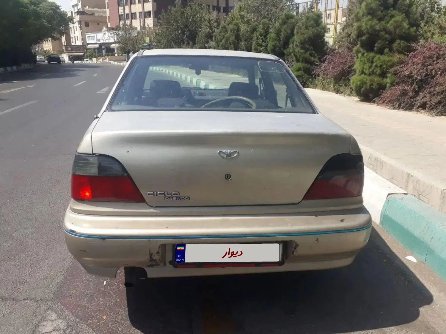 دوو سیلو سدان - 1381