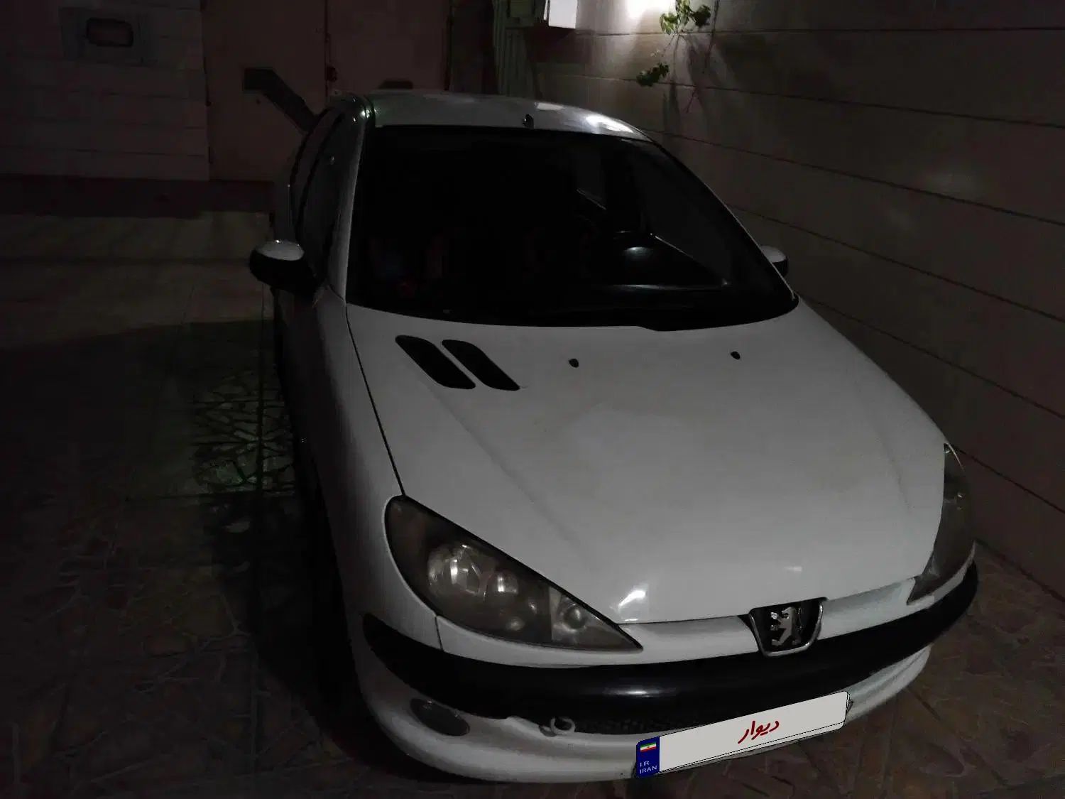 پژو ۲۰۶ صندوق دار v8 - 1389
