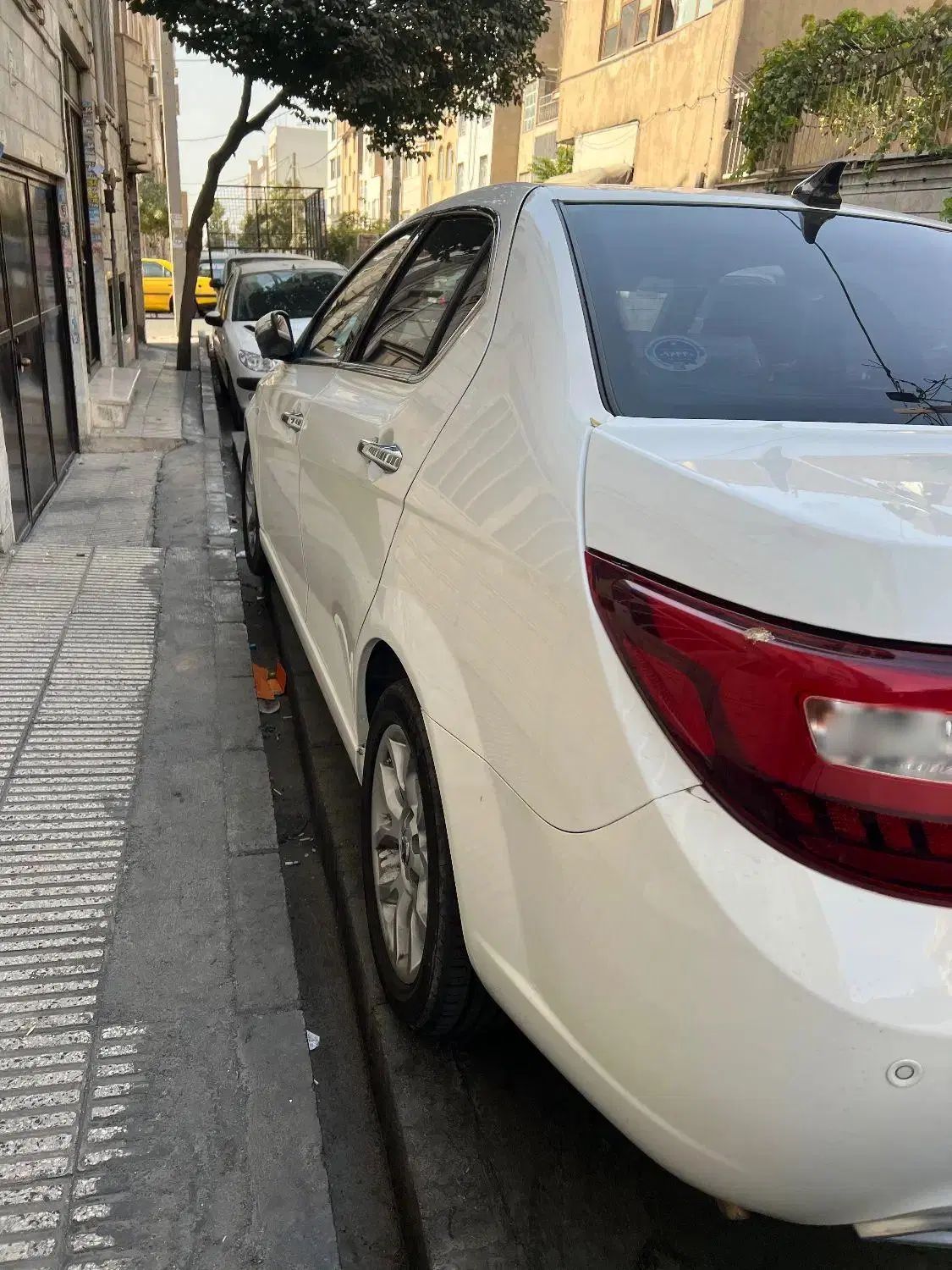 دنا پلاس توربو اتوماتیک - 1403
