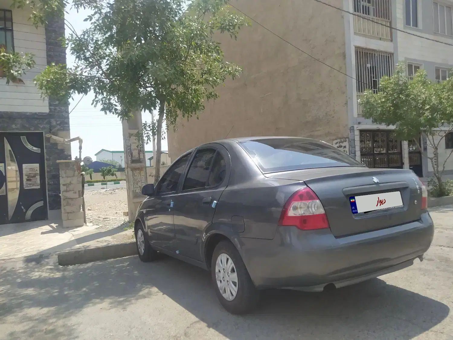 تیبا صندوق دار EX - 1393
