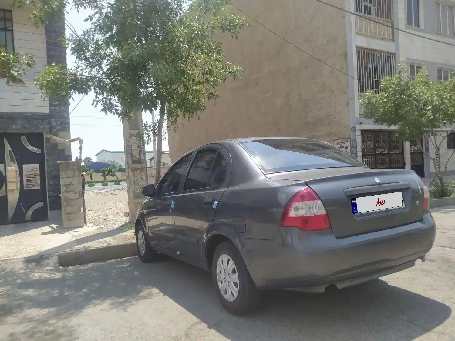 تیبا صندوق دار EX - 1393