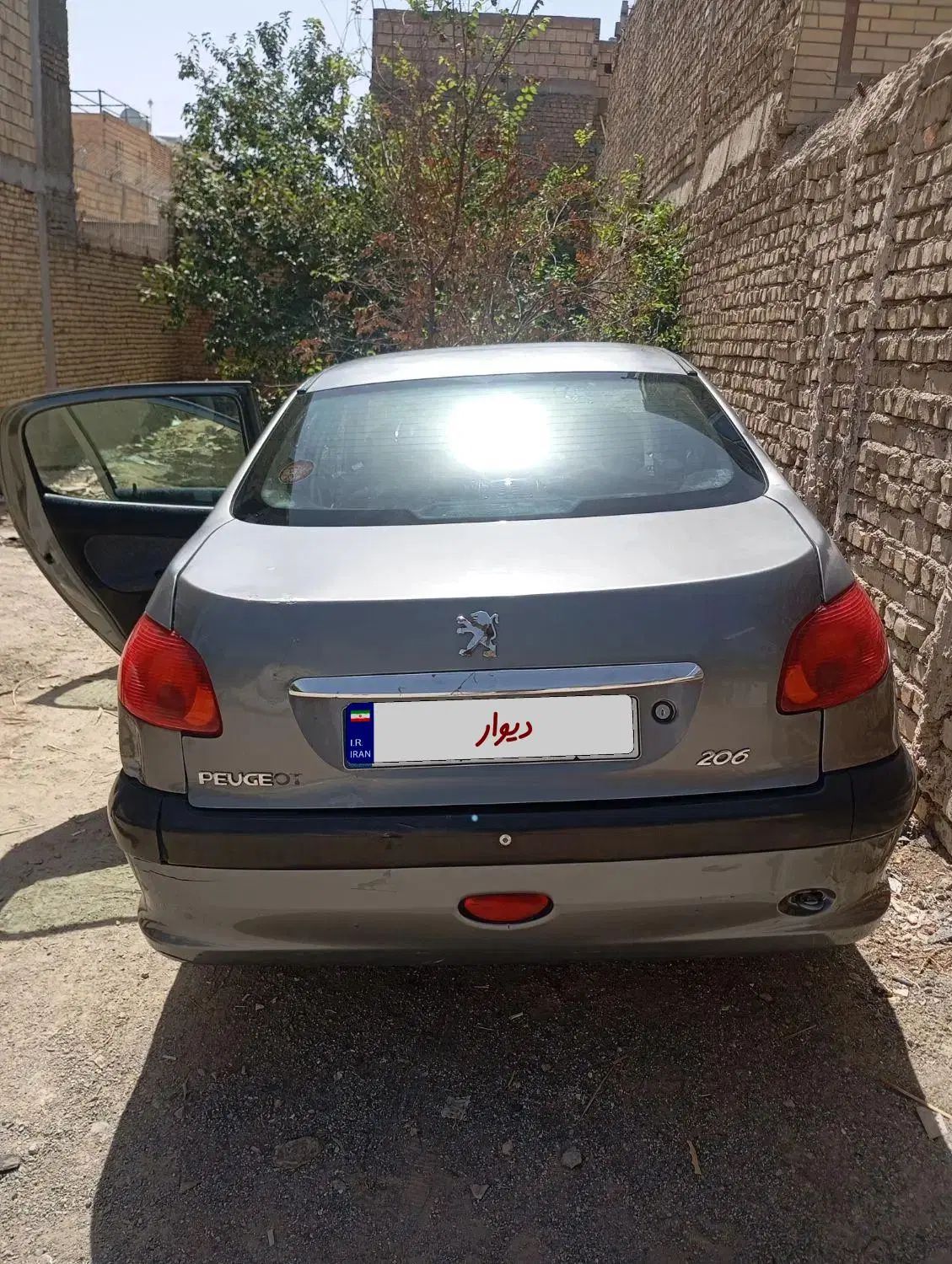 پژو ۲۰۶ صندوق دار v2 - 1389